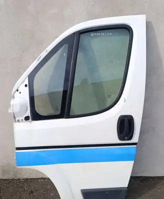 Door (2 Door Coupe)