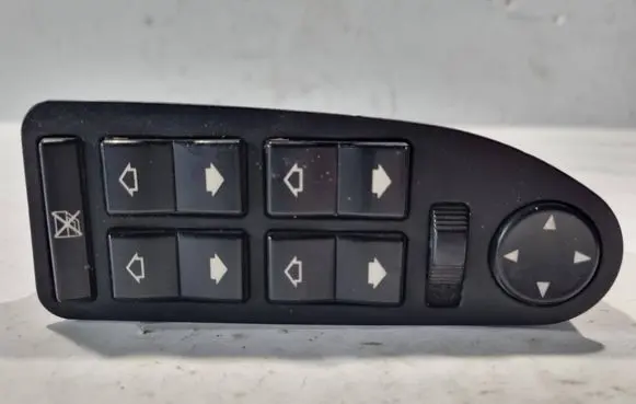 BMW 5 E39 Electric window control switch 8368966 216534 9815
