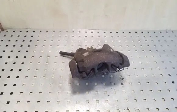 Peugeot 3008 I Front brake caliper