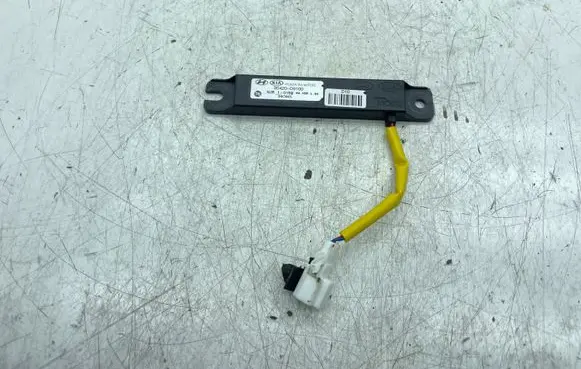 KIA Sportage Aerial antenna amplifier 95420D9100