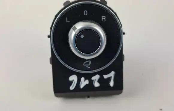 Alfa Romeo Stelvio Wing mirror switch 01561181990 00612 02127
