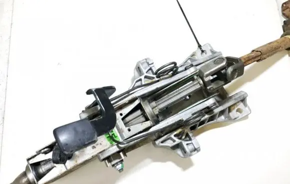 Ford Focus C-MAX Steering wheel axle