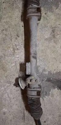 Volkswagen Golf II Steering rack 357419105