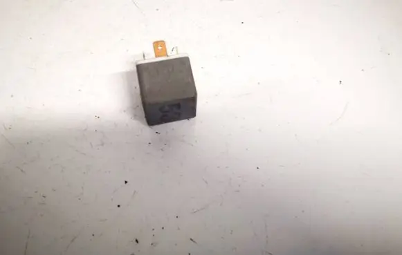 Volkswagen Transporter - Caravelle T4 Other relay 141951253b