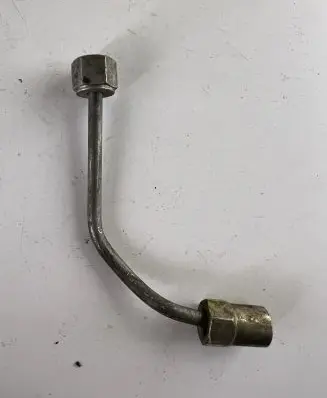 Chrysler Grand Voyager IV Fuel injector supply line/pipe 