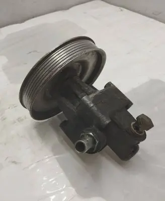 Audi A6 S6 C4 4A Power steering pump 7681955265 0153881 048145155F