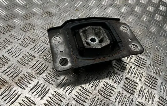 Ford Mondeo MK IV Engine mount bracket 6G917M121AC 6G917M121 6G917M121BC