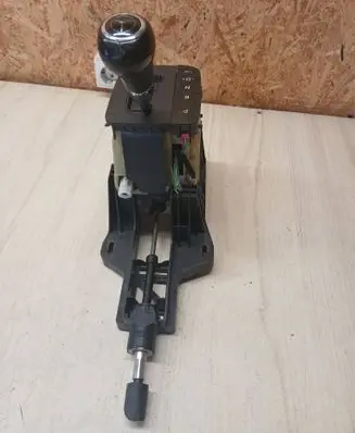 Mercedes-Benz A W169 Gear shifter/selector 169267056