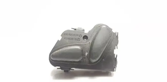 Mercedes-Benz E W210 Seat control switch 2108213851