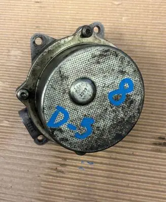 Audi A4 S4 B7 8E 8H Vacuum pump 057145100C 72260806C