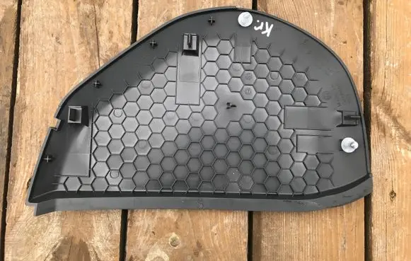 Volkswagen Touareg II Dashboard side end trim 7P6858247D