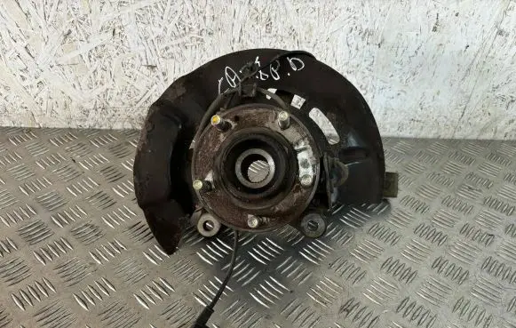 KIA Sportage Front wheel hub spindle knuckle