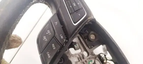 Ford C-MAX II Steering wheel buttons/switches 