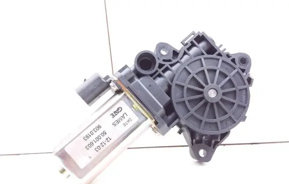 Fiat Stilo Front door window regulator motor 50001603 9030193 303151A