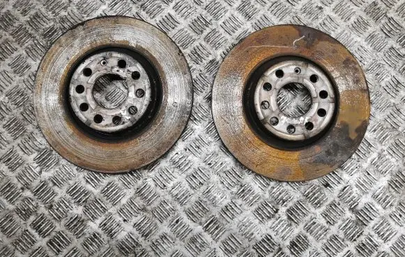 Volkswagen Tiguan Front brake disc