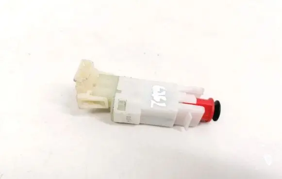 Opel Zafira A Brake pedal sensor switch 90492444 451027