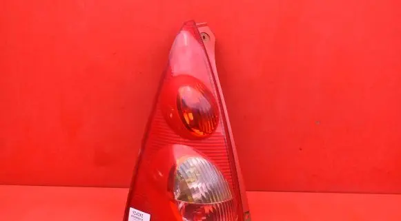 Peugeot 107 Rear/tail lights 81560-0H040