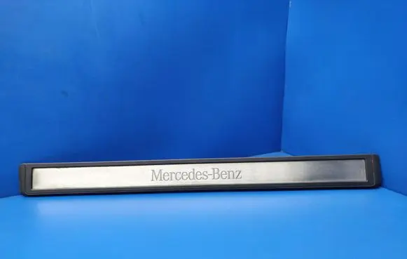 Mercedes-Benz E W211 Side skirt front trim A2116801435
