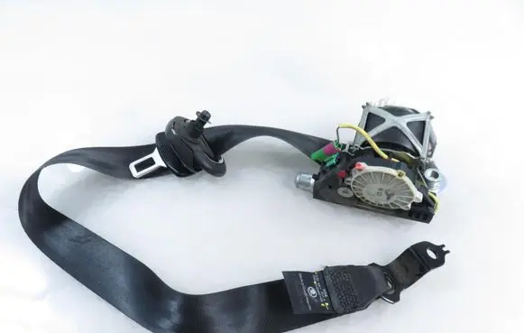 Skoda Fabia Mk2 (5J) Front seatbelt 34066169 5J0857701B