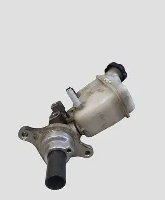 Hyundai i40 Master brake cylinder