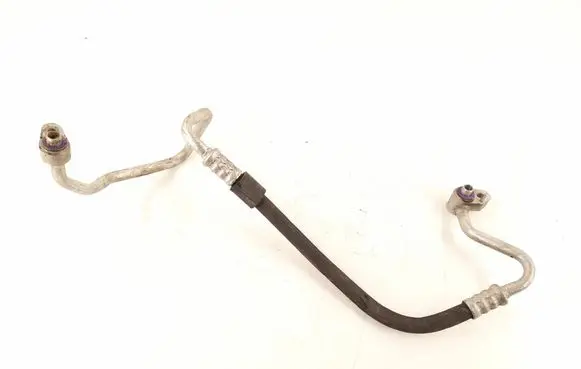 Mercedes-Benz C W205 Air conditioning (A/C) pipe/hose 2058303903 A2058303903
