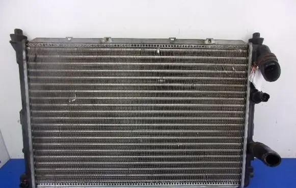 Renault Megane I Coolant radiator