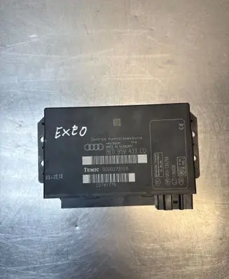 Seat Exeo (3R) Comfort/convenience module 8E0959433CQ 02781776 00002731E6