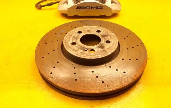 Mercedes-Benz GLB x247 Front brake caliper A1774211000