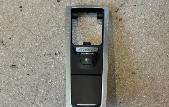 Porsche Macan (95B) Gear shifter surround trim plastic 95B863419