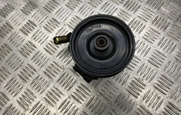 Ford Mondeo MK II Power steering pump 97BB3A733AC