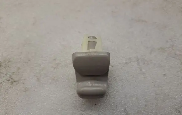 Sun visor clip/hook/bracket