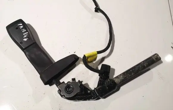 Volvo S40 Front seatbelt buckle 