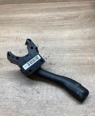 Skoda Fabia Mk1 (6Y) Wiper control stalk 4B0953503F