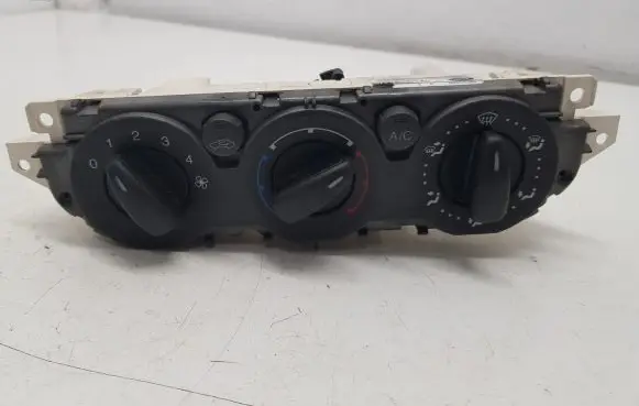 Ford Focus C-MAX Climate control unit 3M5T19980AC