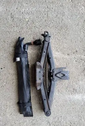 Dodge Durango Lift Jack 68068863AB