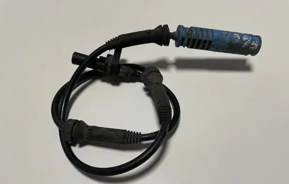 BMW 5 E60 E61 ABS brake wheel speed sensor 1234567