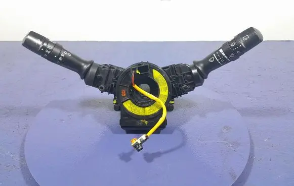 Hyundai i30 Other switches/knobs/shifts 934202K560