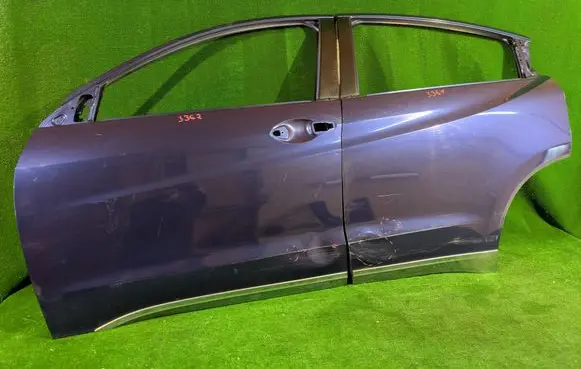 Rear door