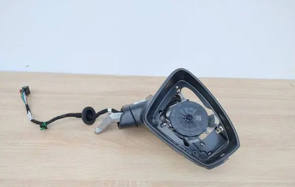 Volkswagen Tiguan Front door electric wing mirror E8047979
