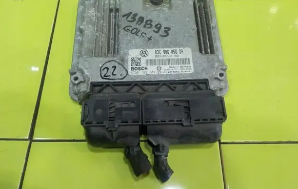 Volkswagen Golf Plus Engine control unit/module 0261S02309
