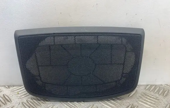 BMW 3 F30 F35 F31 Dash center speaker trim cover 9218528