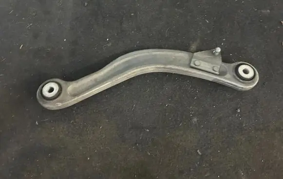 Mercedes-Benz E AMG W212 Rear control arm 20413