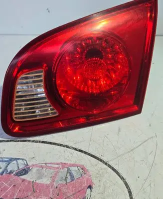 Hyundai Santa Fe Tailgate rear/tail lights 924062B0r