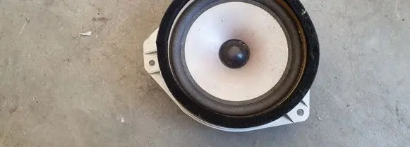 Subaru Tribeca Front door high frequency speaker 86301XA05A