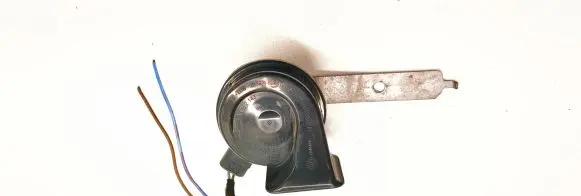 BMW X5 E70 Horn signal 7288096 3881157