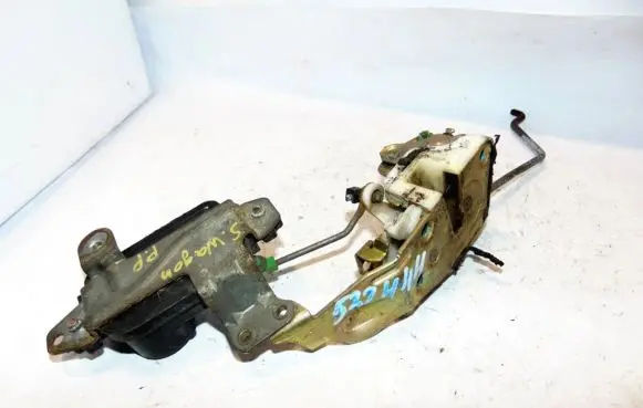 Mitsubishi Space Wagon Front door lock MB655572 1528005750