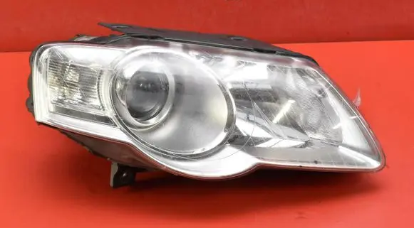 Volkswagen PASSAT B6 Headlight/headlamp 3C0941006S