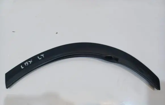 Lexus LBX Fender trim (molding) 