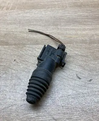 Opel Vectra C Bonnet alarm switch sensor 90355463