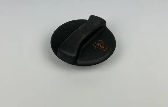 Volkswagen PASSAT B3 Coolant expansion tank/reservoir cap 357121321A